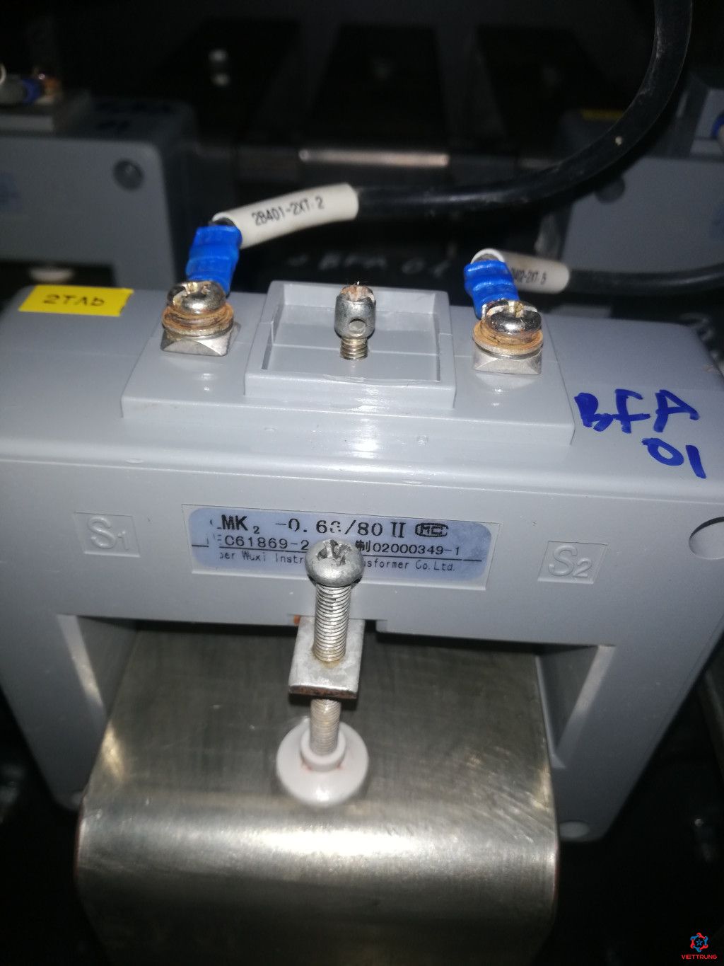 Current Transformer LMK2-0.66/8II 1000/1A 0.5