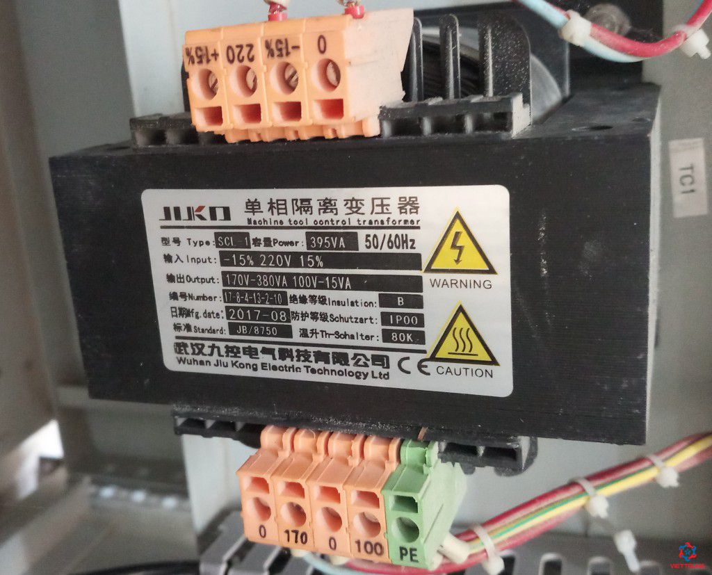 Máy biến áp pha